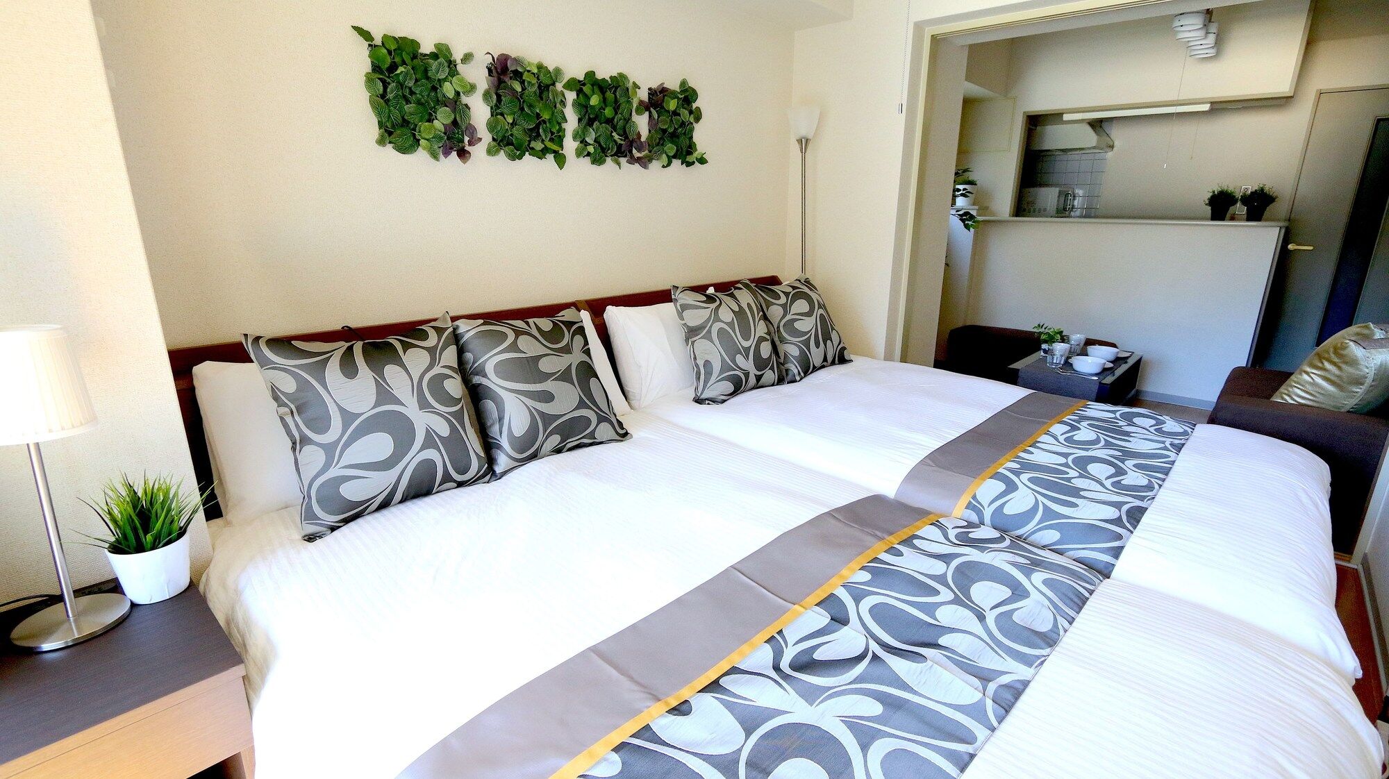 Elizabeth Garden II Lejlighedshotel Osaka Eksteriør billede